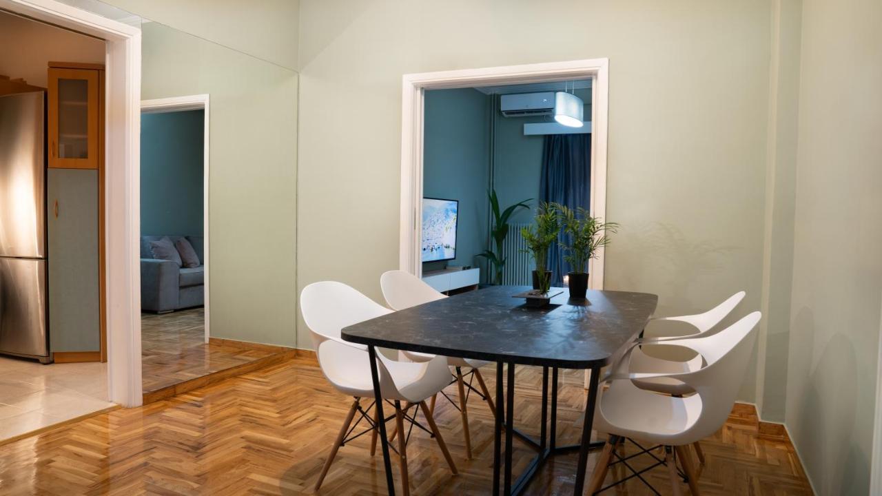 Apartment Center Apt. On A Traffic Free Street *