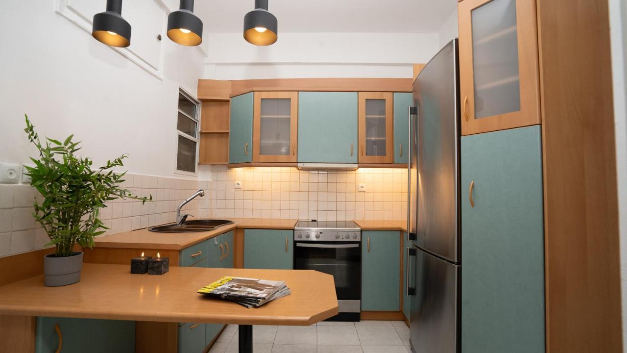 Apartment Center Apt. On A Traffic Free Street